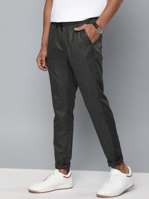 

Mast & Harbour Men Grey Regular Fit Solid Trousers
