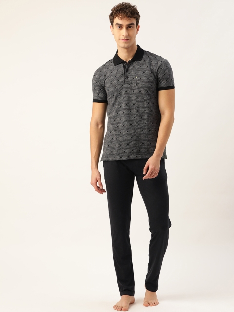 

Sweet Dreams Men Grey & Black Printed Night suit