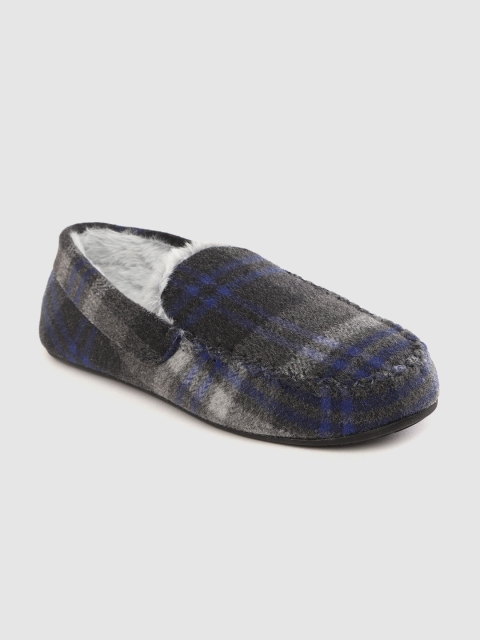 

Marks & Spencer Men Grey & Navy Blue Checked Thermowarmth Moccasins