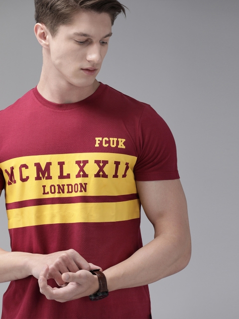 

French Connection Men Maroon Yellow Printed Round Neck Pure Cotton T-shirt