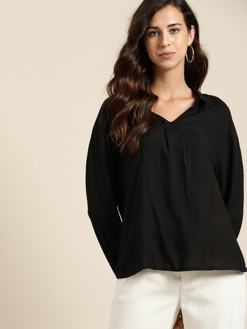 

her by invictus Black Regular Top