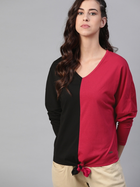 

The Roadster Lifestyle Co Black & Red Colourblocked Extended Sleeves Regular Top