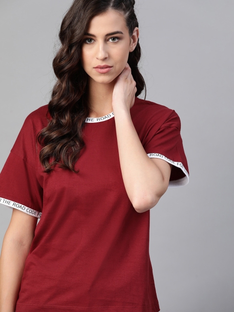 

The Roadster Lifestyle Co Women Maroon Drop-Shoulder Sleeves Pure Cotton T-shirt