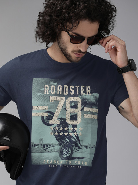 

Roadster Men Navy Blue Printed Round Neck T-shirt