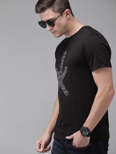

The Roadster Lifestyle Co Men Black Printed Round Neck T-shirt