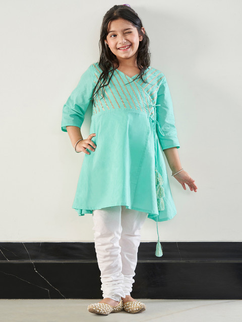 

House of Pataudi Girls Green & White Self Design Pure Cotton Kurta with Churidar