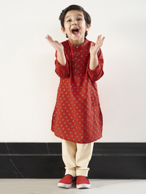 

House of Pataudi Boys Red Ethnic Motifs Printed Pure Cotton Kurta