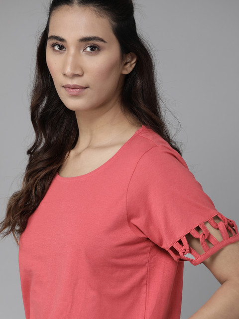 

Roadster Women Rust Red Pure Cotton Interlocking Detail Solid Top