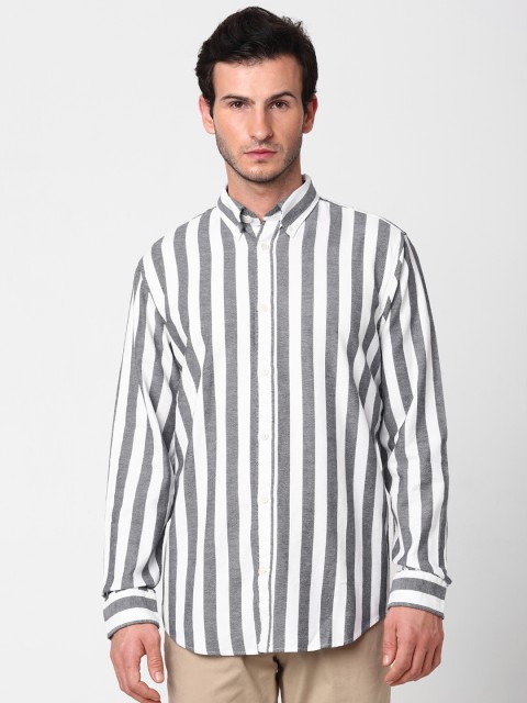

SELECTED Men Navy Blue & White Regular Fit Striped Formal Shirt
