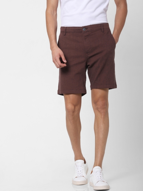 

SELECTED Men Maroon Self Design Regular Fit Regular Shorts