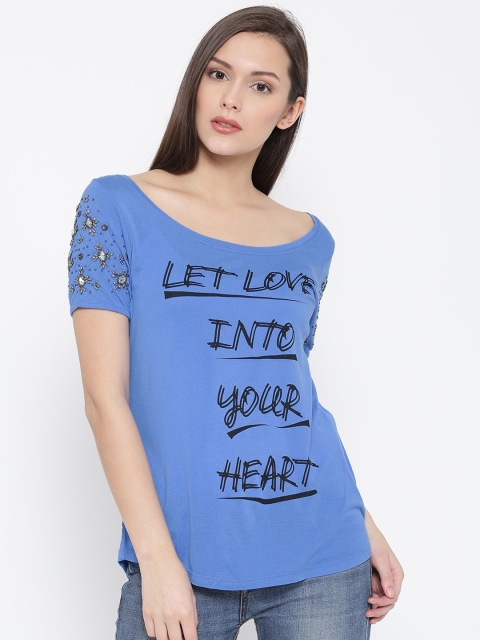 

Vero Moda Blue Printed Embellished Top