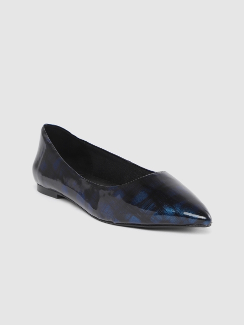 

Carlton London Women Navy Blue Abstract Print Ballerinas