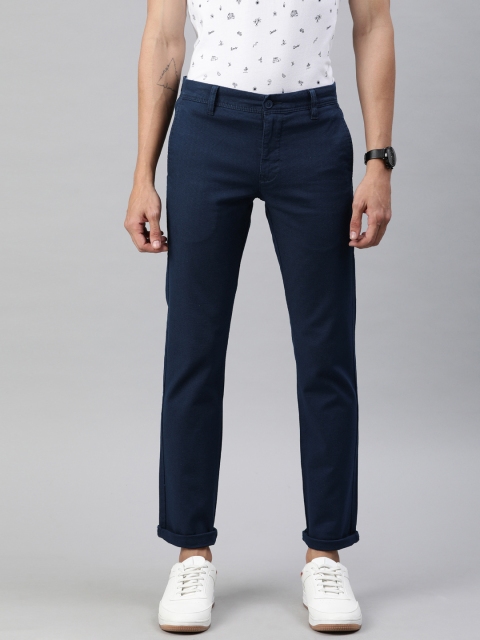 

Levis Men Navy Blue Slim Fit Solid Chinos