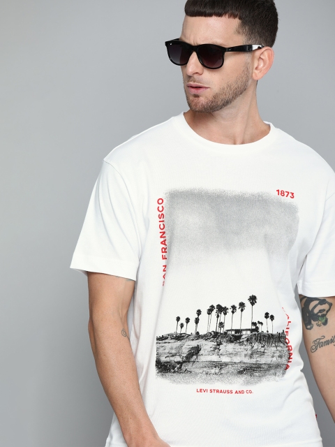 

Levis Men White Printed Round Neck Pure Cotton T-shirt