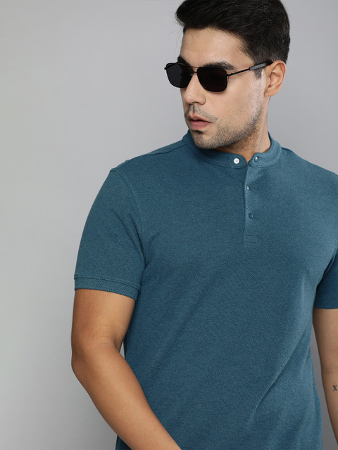 

Levis Men Teal Blue Solid Henley Neck Pure Cotton T-shirt