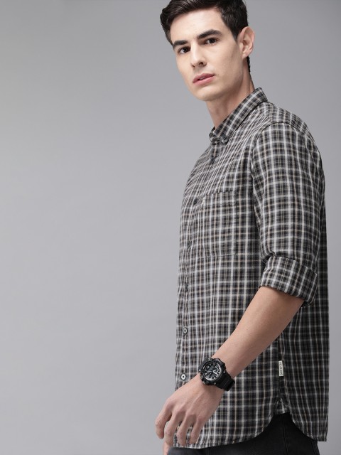 

French Connection Men Black & White Slim Fit Checked Casual Shirt