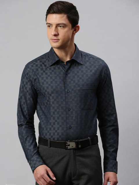 

Louis Philippe Men Navy Blue & Grey Regular Fit Checked Formal Shirt