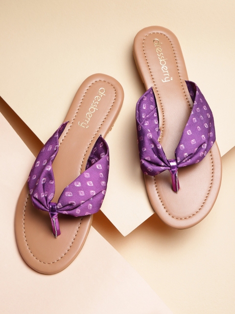 

DressBerry Women Purple & Pink Bandhani Printed Open Toe Flats