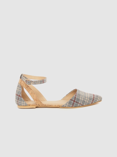 

DressBerry Women Grey & Black Self Checked Flats