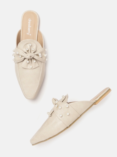 

DressBerry Women Cream-Coloured & Off-White Solid Mules with Knot & Beaded Detail