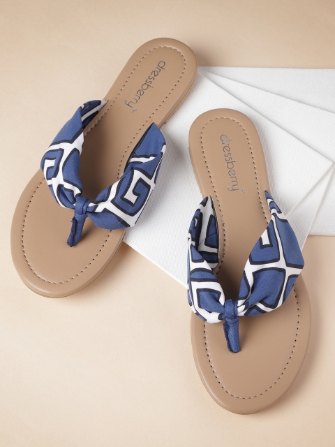 

DressBerry Women Blue & White Abstract Printed Open Toe Flats