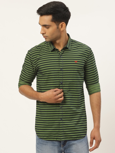 

RED & BLUE Men Green & Navy Blue Slim Fit Striped Casual Shirt