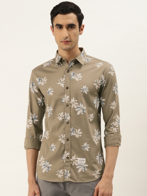 

RED & BLUE Men Olive Green & Off-White Slim Fit Floral Print Casual Shirt