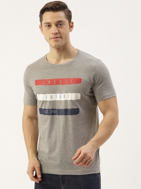 

RED & BLUE Men Grey Melange & Red Printed Pure Cotton Round Neck T-shirt