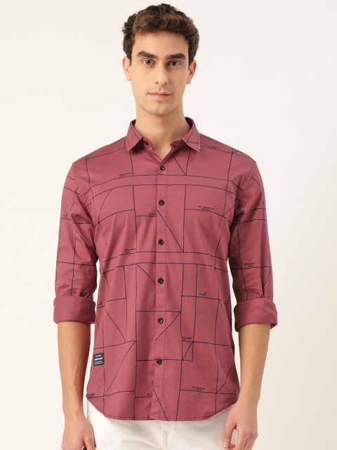 

RED & BLUE Men Maroon & Black Stretch Slim Fit Pure Cotton Printed Casual Shirt