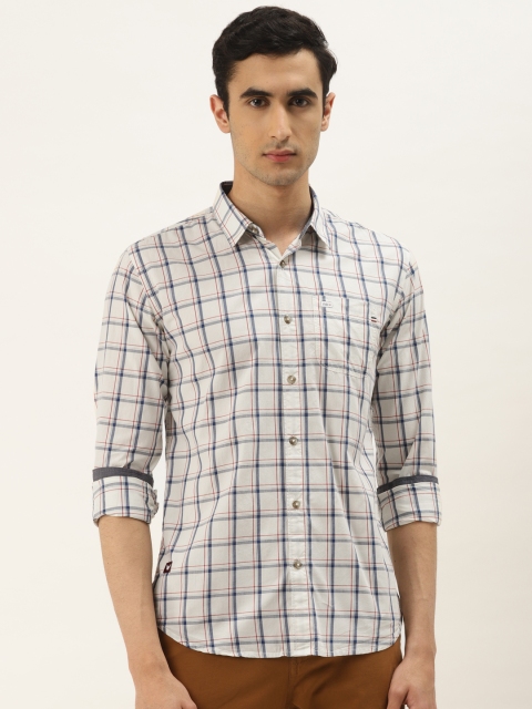 

RED & BLUE Men Off-White & Navy Blue Slim Fit Pure Cotton Checked Casual Shirt