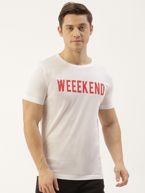 

RED & BLUE Men White Printed Pure Cotton Round Neck T-shirt