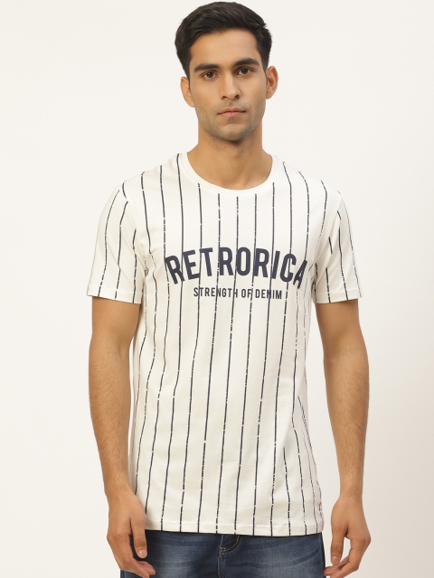 

RED & BLUE Men White & Navy Blue Striped Pure Cotton Round Neck T-shirt