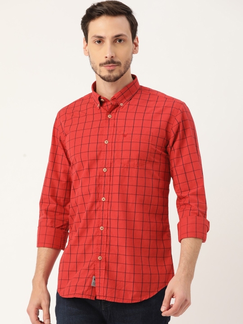 

RED & BLUE Men Red & Navy Blue Pure Cotton Slim Fit Checked Casual Shirt