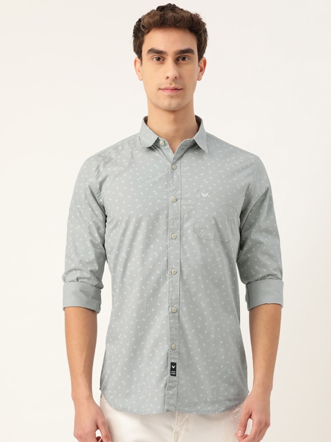 

RED & BLUE Men Grey & White Slim Fit Pure Cotton Printed Casual Shirt