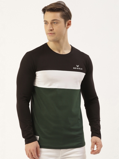 

RED & BLUE Men Green & Off-White Colourblocked Round Neck T-shirt