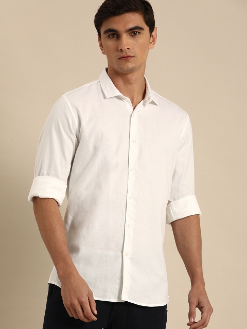 

ether Men White Regular Fit Solid Casual Shirt