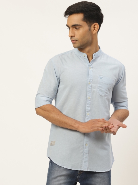 

RED & BLUE Men Blue Regular Fit Solid Casual Shirt