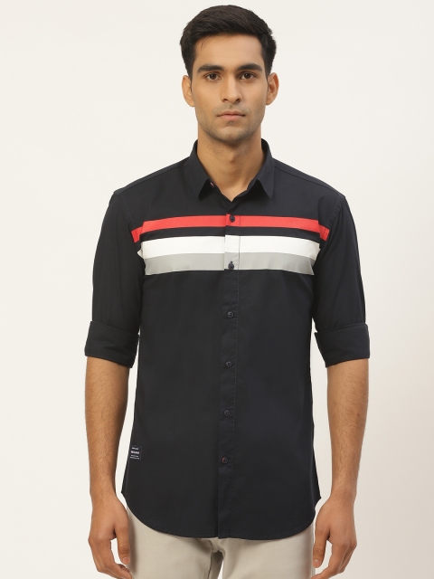

RED & BLUE Men Navy Blue & Off-White Regular Fit Striped Detail Casual Shirt