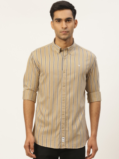 

RED & BLUE Men Beige & Black Regular Fit Striped Casual Shirt