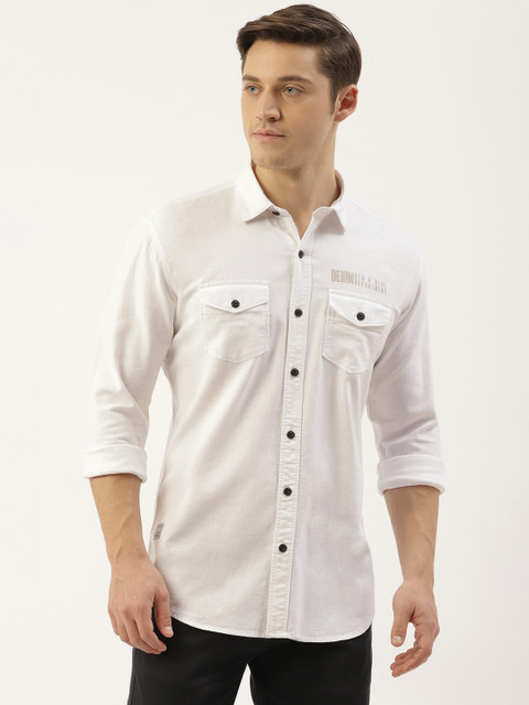

RED & BLUE Men White Slim Fit Solid Pure Cotton Casual Shirt