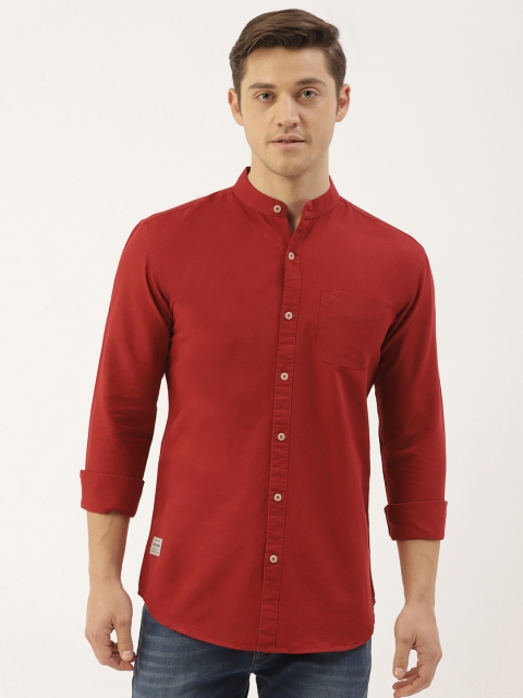

RED & BLUE Men Red Pure Cotton Regular Fit Solid Casual Shirt