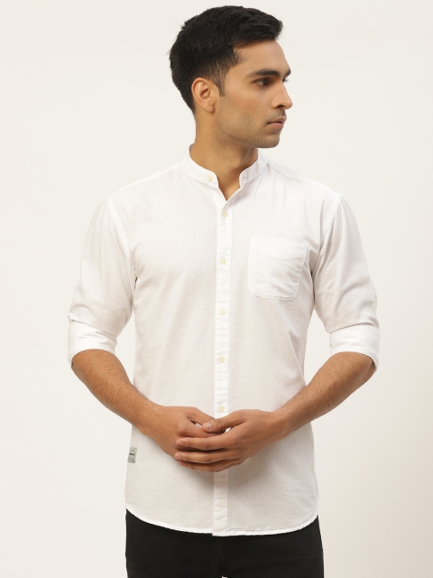 

RED & BLUE Men White Regular Fit Solid Pure Cotton Casual Shirt