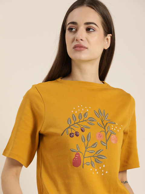 

ether Women Mustard Yellow Printed T-shirt