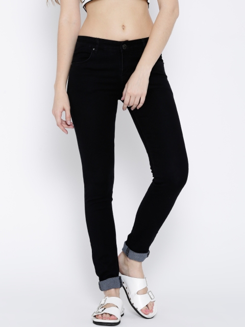 

Devis Black Slim Fit Stretchable Jeans