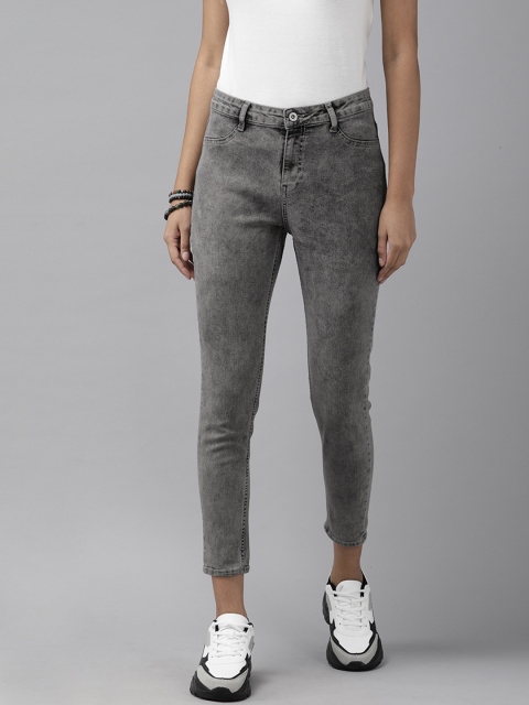 

The Roadster Lifestyle Co Women Grey Skinny Fit Mid-Rise Heavy Fade Clean Look Jeans
