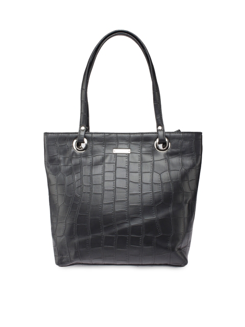 

OsaiZ Black Shoulder Bag