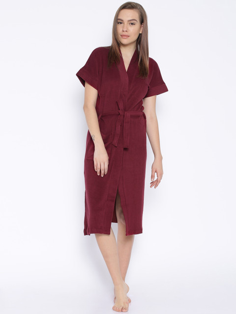 

Sand Dune Maroon Bathrobe