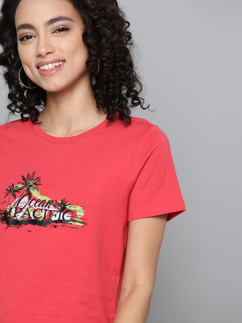 

Mast & Harbour Women Coral Pink Printed Pure Cotton Round Neck T-shirt