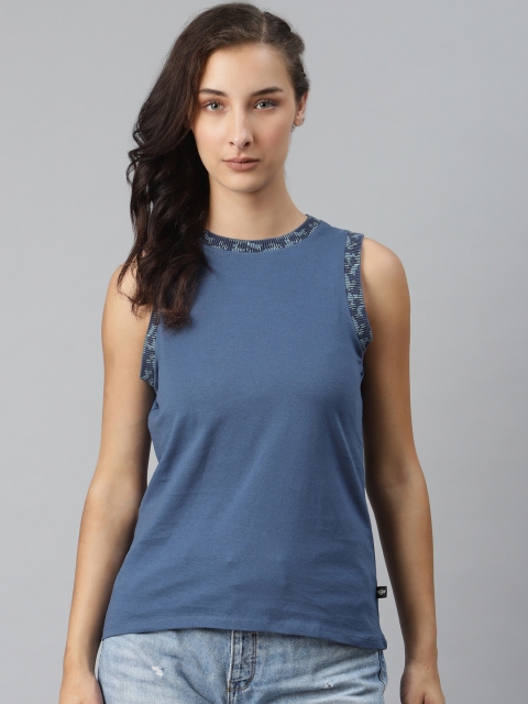 

The Roadster Lifestyle Co Women Blue Solid Round Neck T-shirt