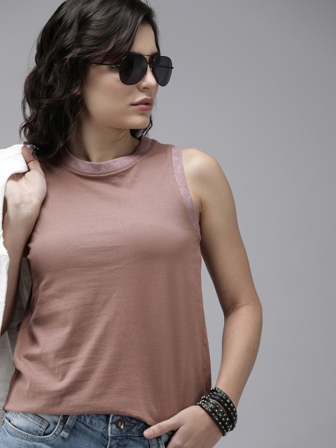 

The Roadster Lifestyle Co Women Mauve Solid Pure Cotton T-shirt with Jacquard Rib Detail